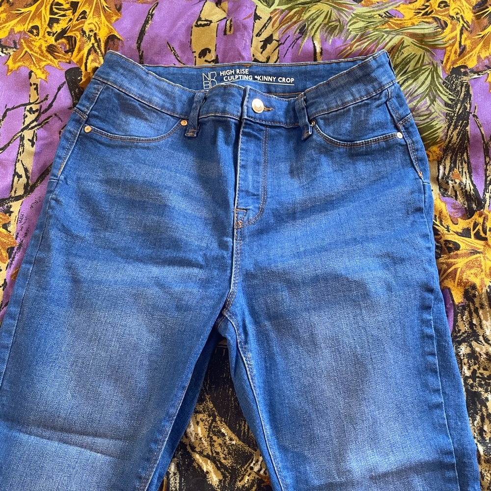 Juniors No Boundaries size 13 pair of High Rise skinny cropped jeans - Picture 4 of 5
